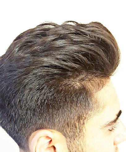 Thomas Baum Mens Hairstylist / Barber