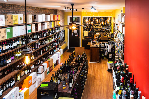 Wine Store «Bottoms Up Wine & Spirits», reviews and photos, 731 Franklin Ave, Brooklyn, NY 11238, USA