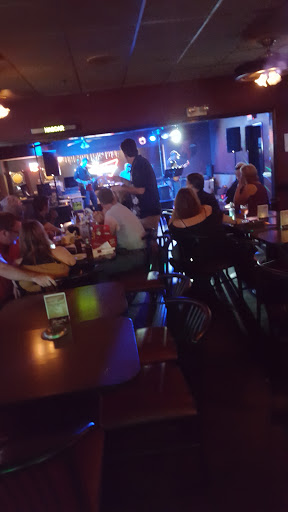 Bar & Grill «The Crossing Bar & Grill», reviews and photos, 7281 Hacks Cross Rd, Olive Branch, MS 38654, USA