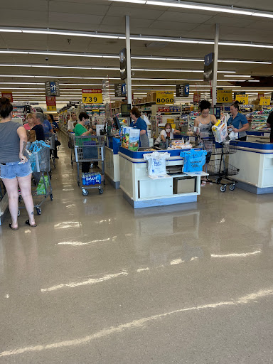 Grocery Store «Food Lion», reviews and photos, 600 McKinney Blvd, Colonial Beach, VA 22443, USA