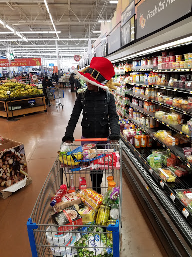 Party Store «Party City», reviews and photos, 23269 Eureka Road,Taylor Media Play, Taylor, MI 48180, USA