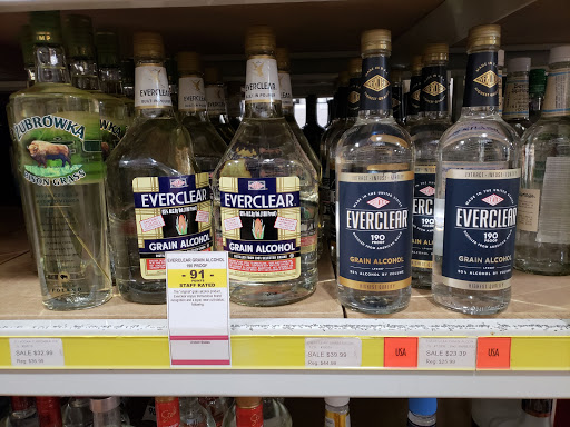 Wine Store «Westchester Wine Warehouse», reviews and photos, 53 Tarrytown Rd, White Plains, NY 10607, USA