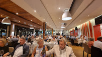 Atmosphère du Restaurant Fond Rose - Bocuse à Caluire-et-Cuire - n°18