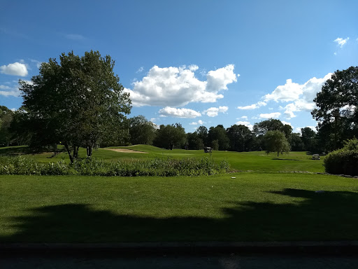 Golf Course «Middleton Golf Course», reviews and photos, 105 S Main St, Middleton, MA 01949, USA