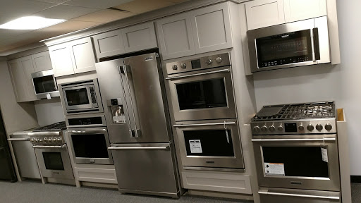 Appliance Store «Iz Schwartz Appliance», reviews and photos, 110 Slades Ferry Ave, Somerset, MA 02726, USA