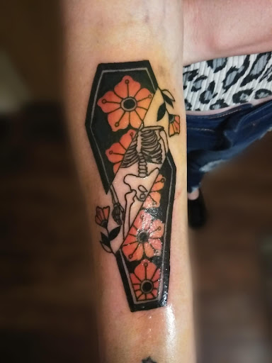 Explore breast cancer awareness tattoo ideas, creative tattoo ideas in Apple Valley, available at 21st Vintage Tattoo