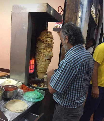Comentarios y opiniones de Shawarma Mustafa
