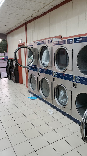 Laundry «EZ Wash Laundry», reviews and photos, 915 W Parker Rd, Plano, TX 75023, USA