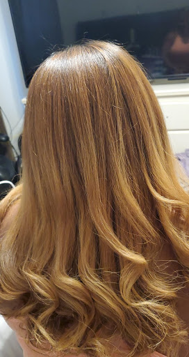 Hair Salon «Marianelas Dominican Hair Salon», reviews and photos, 10101 Brook Rd, Glen Allen, VA 23059, USA