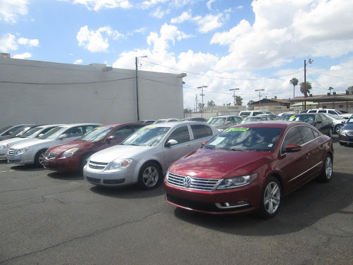 Used Car Dealer «Pre-Owned Car Co», reviews and photos, 5114 N 27th Ave, Phoenix, AZ 85017, USA