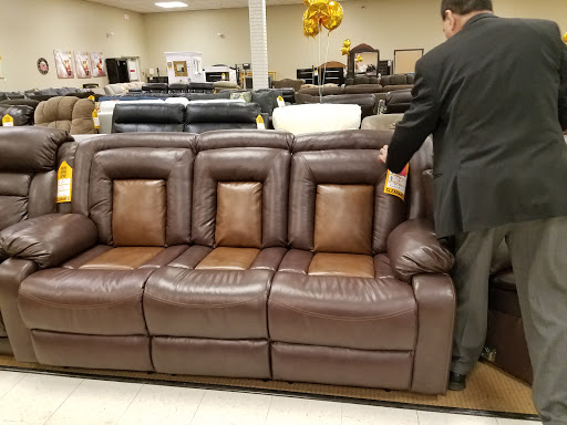 Furniture Store «Value City Furniture», reviews and photos, 960 S Barrington Rd, Streamwood, IL 60107, USA