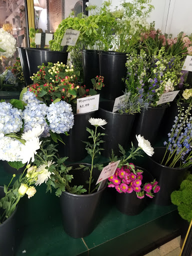 Florist «Thrifty Florist», reviews and photos, 211 S Telegraph Rd, Pontiac, MI 48341, USA