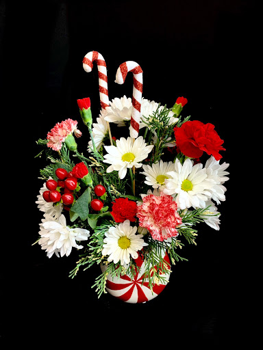 Florist «The Enchanted Florist», reviews and photos, 109 Public Sq, Lagrange, OH 44050, USA