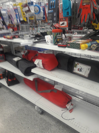 Clothing Store «Ross Dress for Less», reviews and photos, 10700 MacArthur Blvd, Oakland, CA 94605, USA