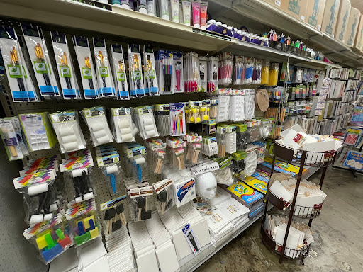 Dollar Store «Dollar King LC», reviews and photos, 3433 Foothill Blvd, La Crescenta, CA 91214, USA