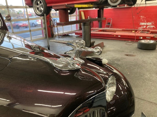 Auto Repair Shop «Cobb Tire & Auto Repair #2», reviews and photos, 2101 Wade Hampton Blvd, Greenville, SC 29615, USA