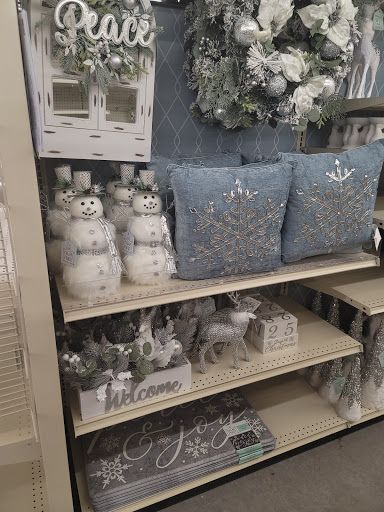 Discount Store «Big Lots», reviews and photos, 1515 Garner Station Blvd, Raleigh, NC 27603, USA