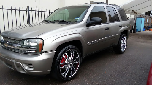 Car Wash «EaDo Hand Car Wash», reviews and photos, 2919 Leeland St, Houston, TX 77003, USA