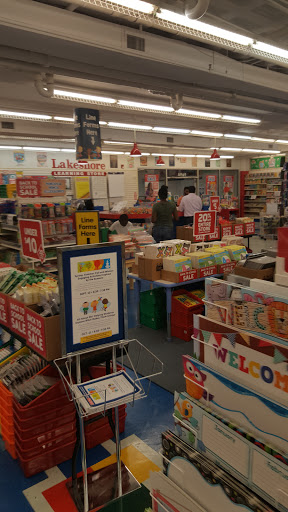 Educational Supply Store «Lakeshore Learning Store», reviews and photos, 969 Central Park Ave, Scarsdale, NY 10583, USA