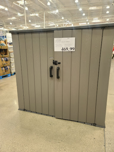 Warehouse store «Costco Wholesale», reviews and photos, 8810 Tampa Ave, Northridge, CA 91324, USA