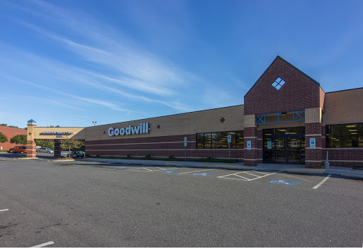 Goodwill - Harris Blvd., 3710 W WT Harris Blvd, Charlotte, NC 28269, USA, Thrift Store