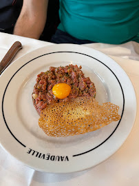 Steak tartare du Restaurant français Vaudeville à Paris - n°17