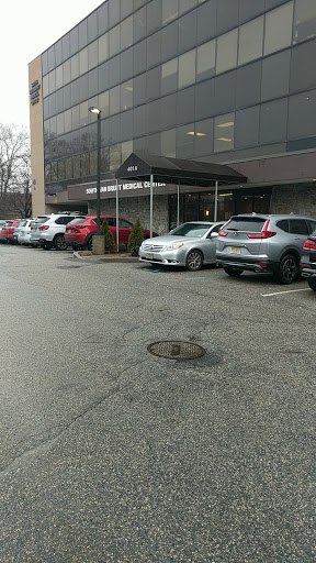 401 S Van Brunt St #403, Englewood, NJ 07631, USA