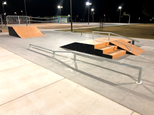 Nueve Skate Plaza