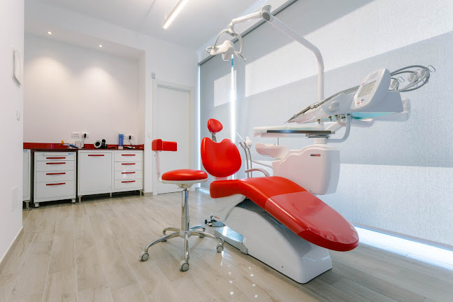 Recensioni di Studio ortodontico dr. Redi Gerxhani a Pescara - Dentista