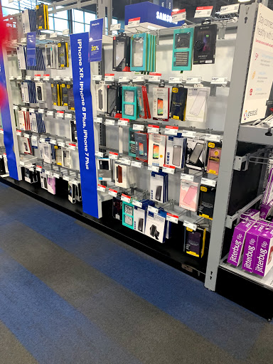 Electronics Store «Best Buy», reviews and photos, 1 Garden State Plaza Blvd, Paramus, NJ 07652, USA