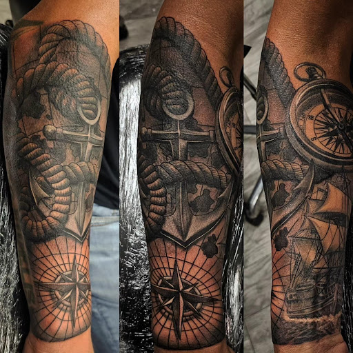 Explore tattoo outline drawing ideas, creative tattoo ideas in Kenosha, available at Kenosha Tattoo Company