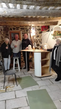 Atmosphère du Restaurant de spécialités provençales La Guinguette Gaudoise à La Gaude - n°8