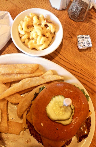 American Restaurant «Cracker Barrel Old Country Store», reviews and photos, 7060 Concourse Pkwy, Douglasville, GA 30134, USA