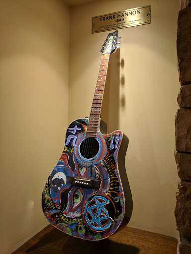 Restaurant «Hard Rock Cafe», reviews and photos, 424 S 4th St, Louisville, KY 40202, USA