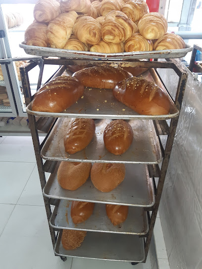 Panadería y Cafeteria El Maná