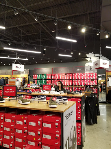 Shoe Store «PUMA», reviews and photos, 4977 International Dr #3b, Orlando, FL 32819, USA