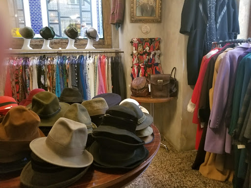 Hat shops in Lisbon