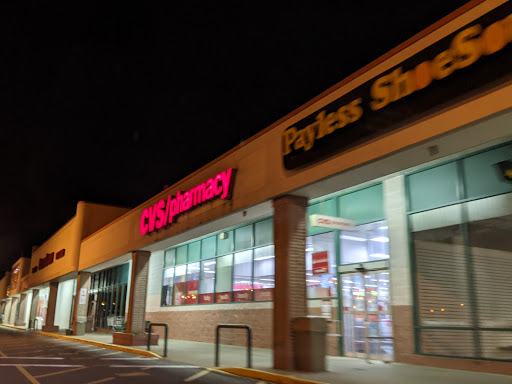 Shopping Mall «Stadium Plaza Shopping Center», reviews and photos, 10 Main St, Tewksbury, MA 01876, USA