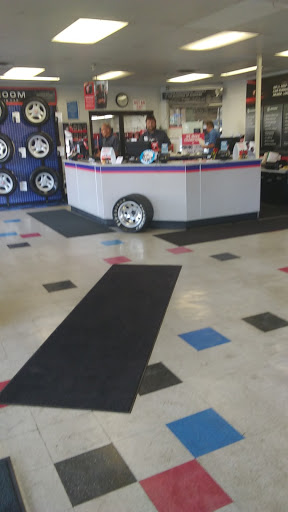 Tire Shop «Firestone Complete Auto Care», reviews and photos, 202 S 1st St, Yakima, WA 98901, USA