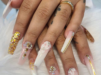 Lusy Elegant Spa and Nails