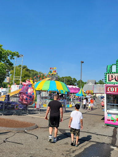 Outlet Mall «Tanger Outlet Westbrook», reviews and photos, 314 Flat Rock Pl, Westbrook, CT 06498, USA