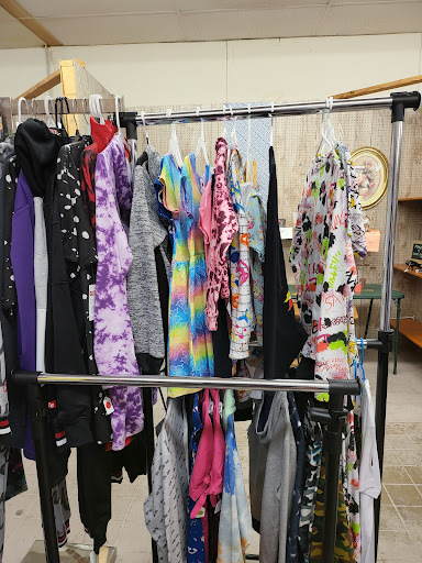 Antique Store «Vendor City Antiques, Flea Market & Cosignment», reviews and photos