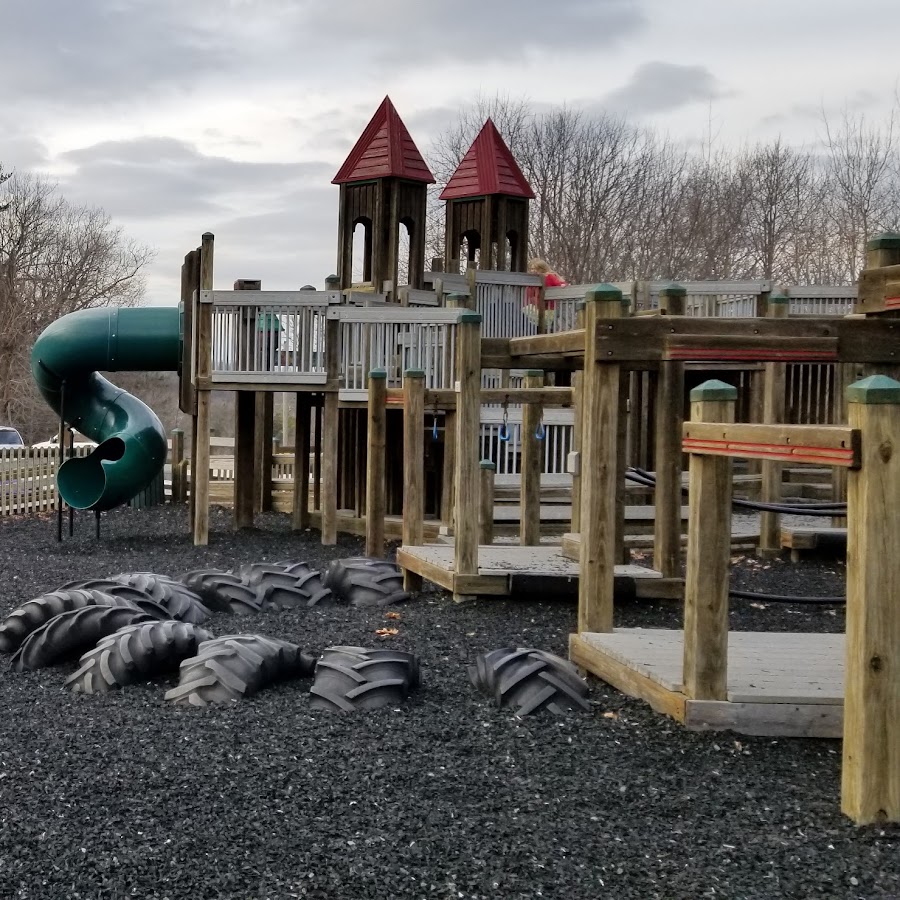 Henry Schuette Park - Playground