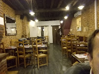 Atmosphère du Restaurant La Taverne de Lutèce à Cambrai - n°5