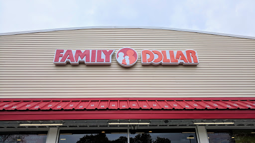 Dollar Store «FAMILY DOLLAR», reviews and photos, 165 Main St, Willimantic, CT 06226, USA