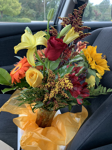 Florist «Stockbridge Florist & Gifts», reviews and photos, 118 N Berry St, Stockbridge, GA 30281, USA
