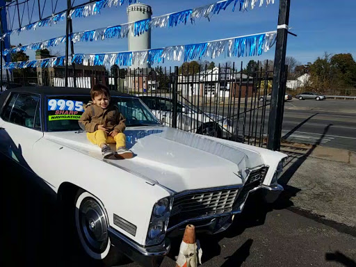 Used Car Dealer «Autobahn Motor Group», reviews and photos, 1410 W Cheltenham Ave, Philadelphia, PA 19126, USA