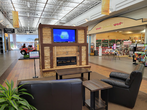 Shopping Mall «North Grand Mall», reviews and photos, 2801 Grand Ave, Ames, IA 50010, USA