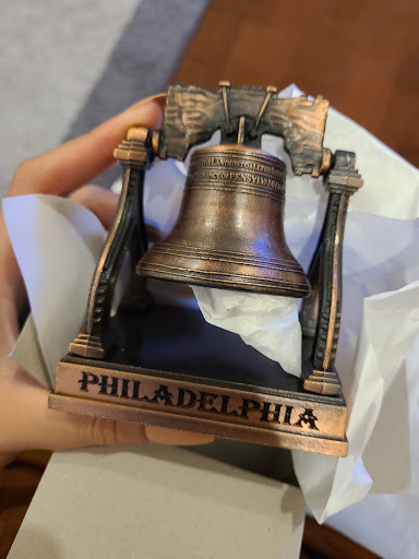 Gift Shop «Xenos Candy & Gifts», reviews and photos, 231 Chestnut St, Philadelphia, PA 19106, USA