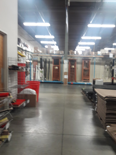 Home Improvement Store «HOBO - Home Owners Bargain Outlet», reviews and photos, 3545 S 27th St, Milwaukee, WI 53221, USA